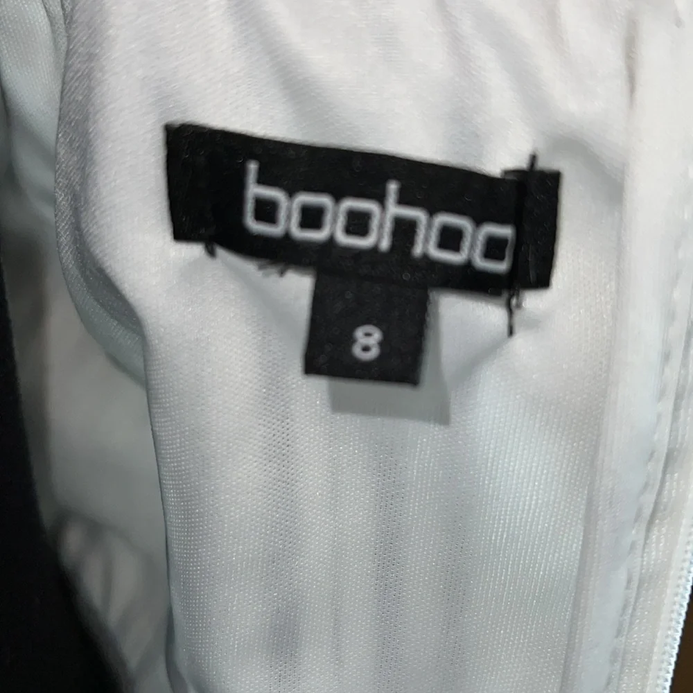 BOOHOO black /white striped romper - Picture 4 of 4